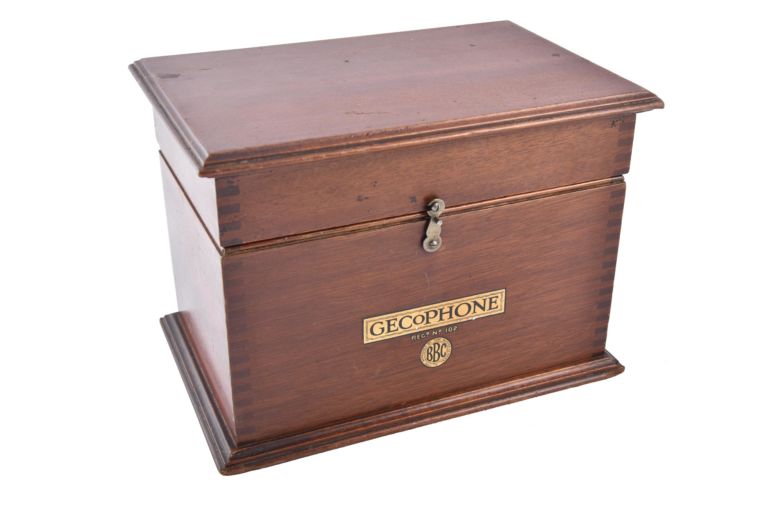 General Electric Company (Gec) crystal set radio