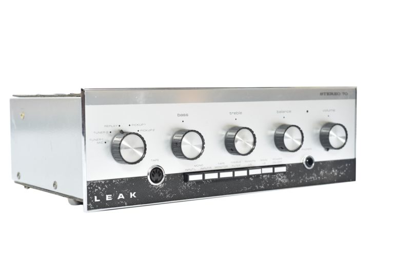 Leak Stereo 70