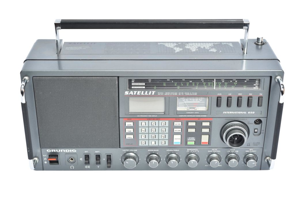 Radio Grundig Satellite 3000 - Poste De Table Vintage - Occasion Fonctionnel