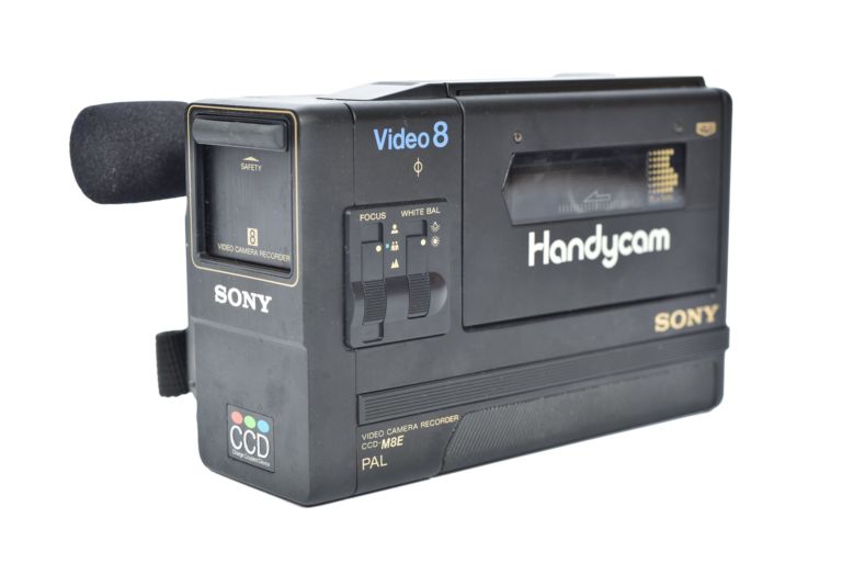 Sony Handycam CCD-M8E