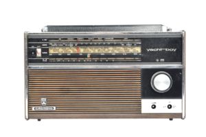 Grundig Yacht Boy N210 transistor radio