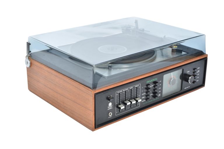 Dynatron HFC 101 transistor radiogram