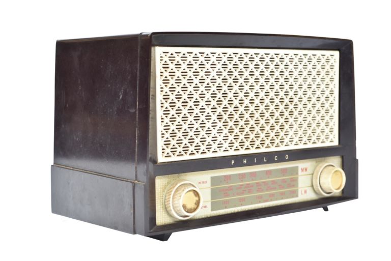 Philco A3700 valve table radio