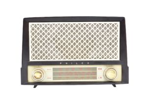 Philco A3700 valve table radio