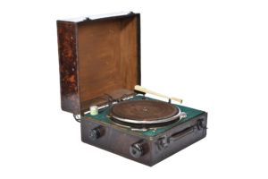 Home built 2 speed manual record player