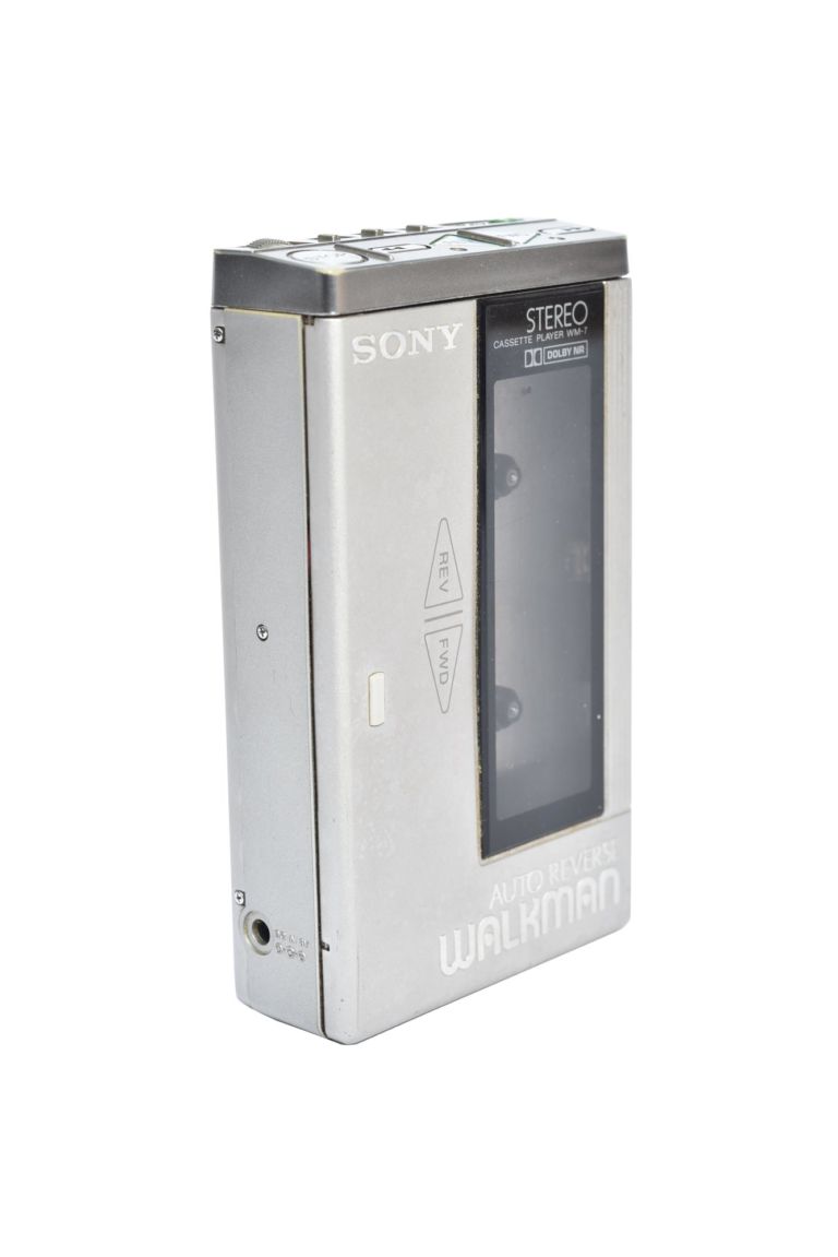 SONY WALKMAN AUTO REVERSE グレー　レトロ Sony WM-7 Auto reverse Walkman - Snellings Museum